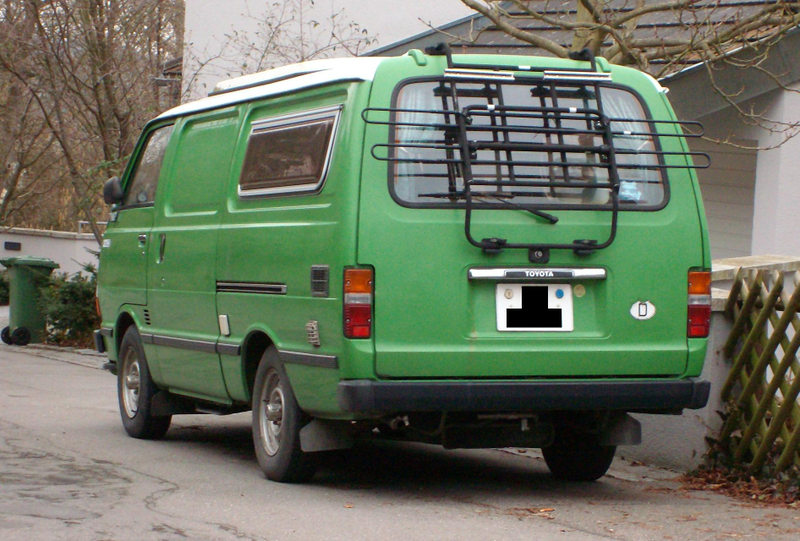Illustration for article titled The Ten Worst Cars We Want To Own